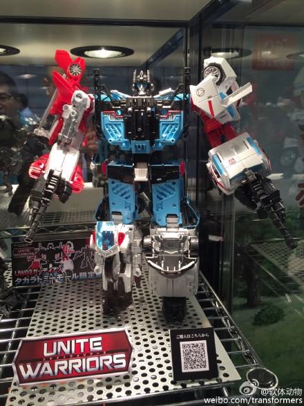 Tokyo Toy Show 2015 - Color Images Of Unite Warriors Defensor And Deluxe Class Groove
