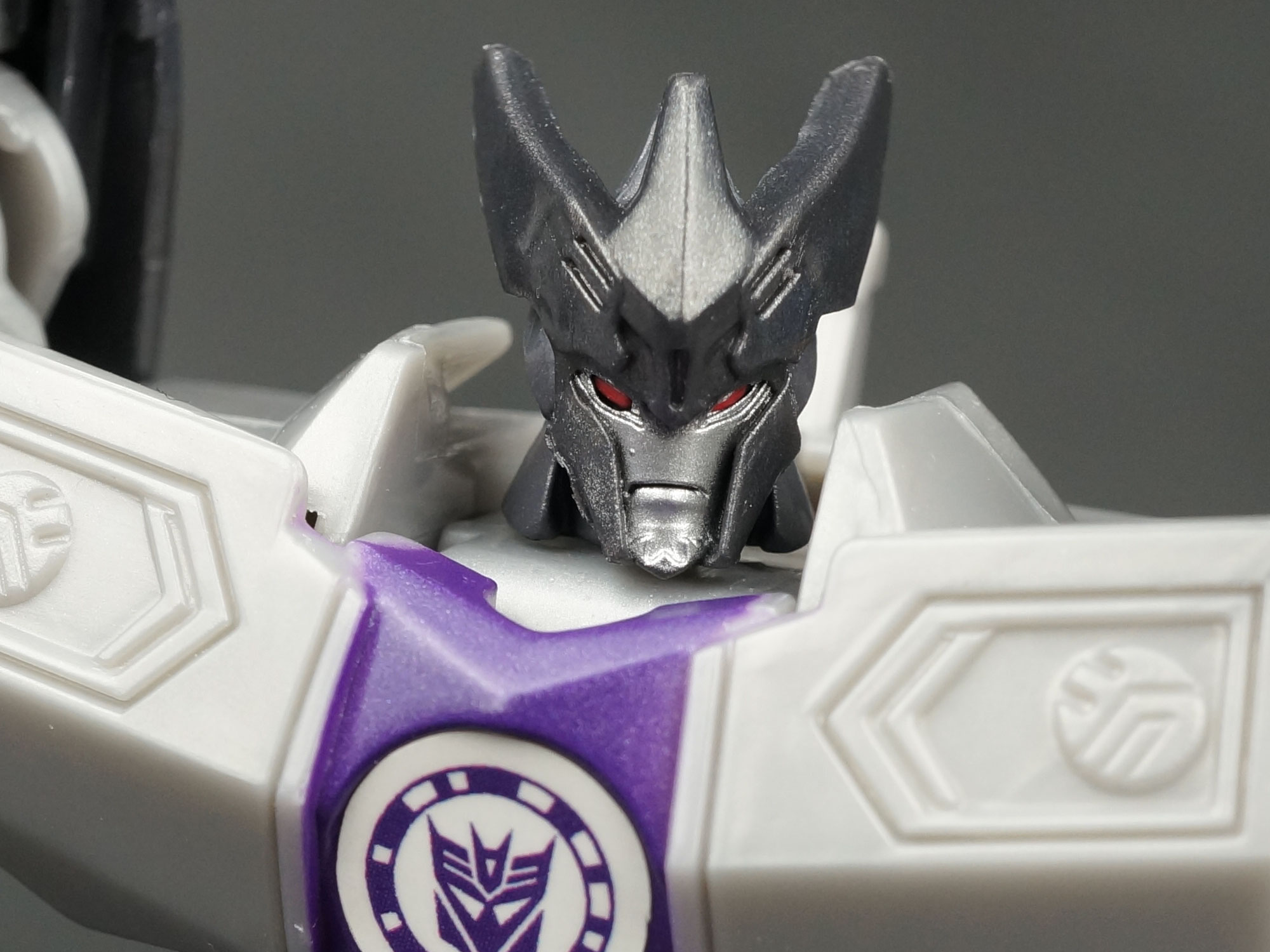 New Galleries: Robots In Disguise Warrior Class Megatronus and Fracture