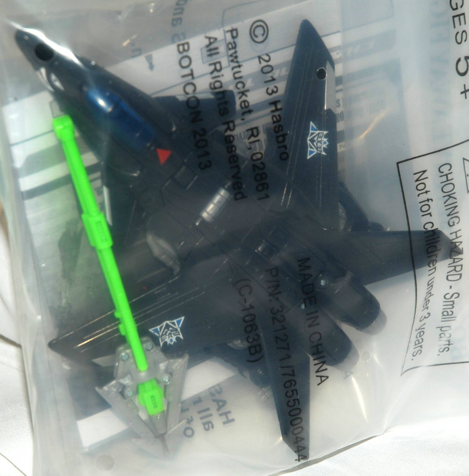 BotCon 2013 Attendee Starscream Figure Revealed