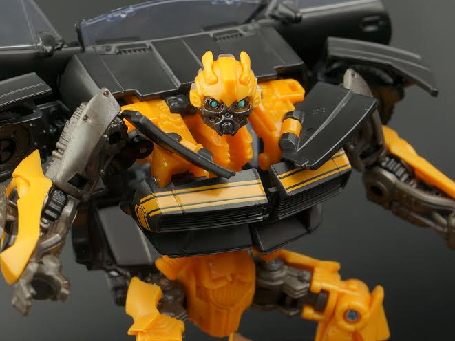 New Gallery: Age of Extinction Generations Deluxe High Octane Bumblebee