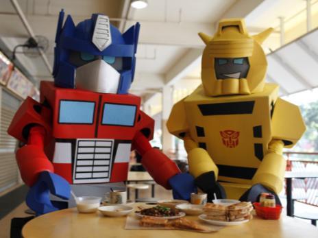 CybertronCon: "It's Official: TRANSFORMERS Mania Has Begun!"