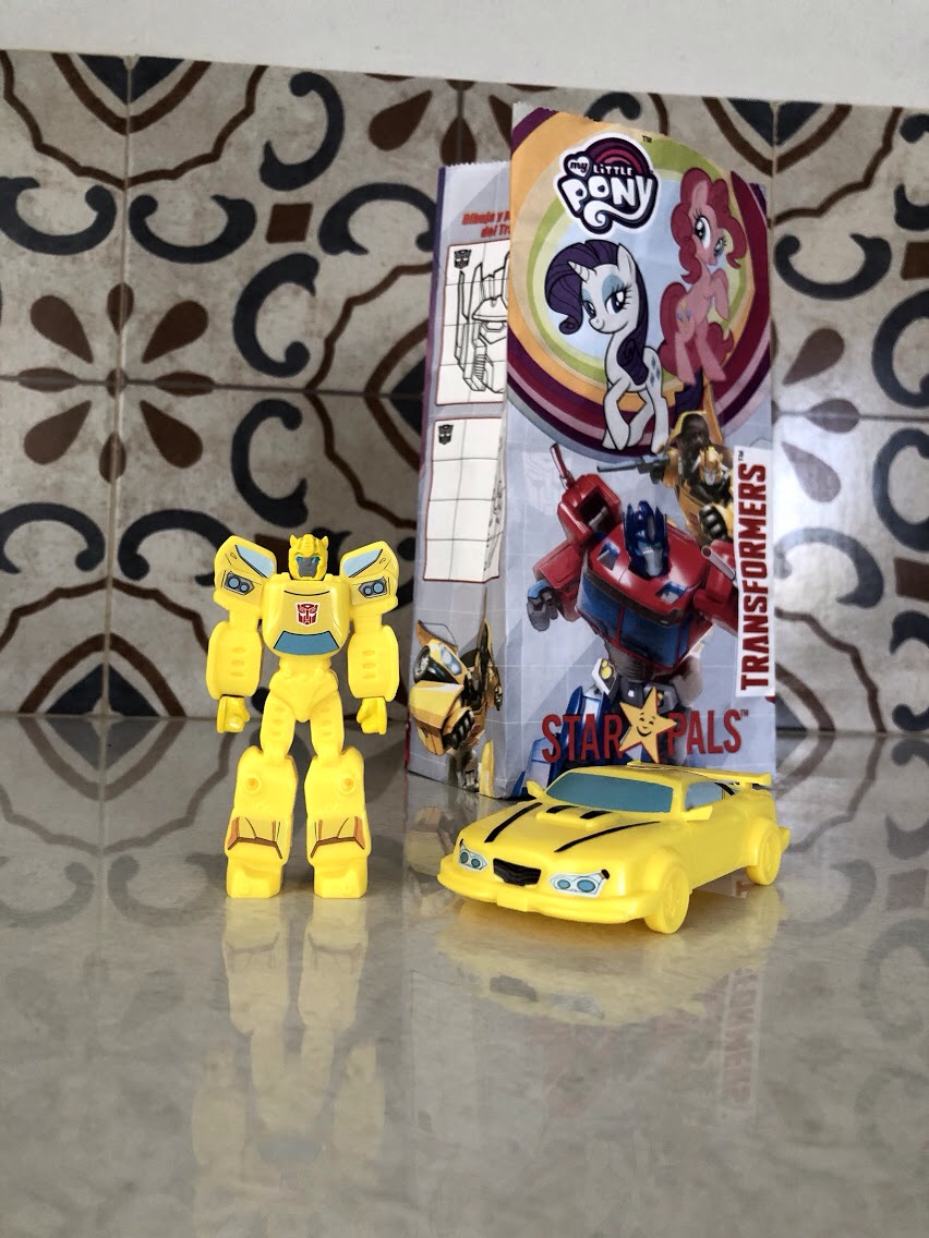Carl's Jr. Has Transformers Toys Too Now