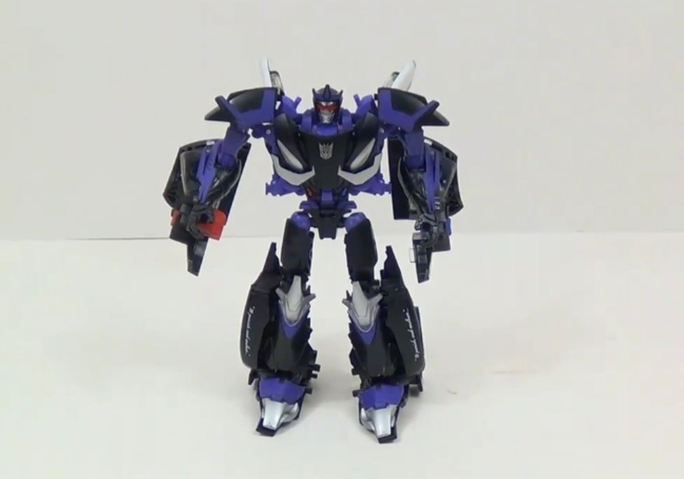 Video Review - Transformers Collectors' Club Subscription Service Barricade and Frenzy