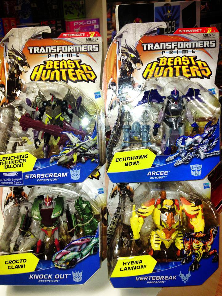 In-Package Images: Transformers Prime Beast Hunters Deluxe Wave 4
