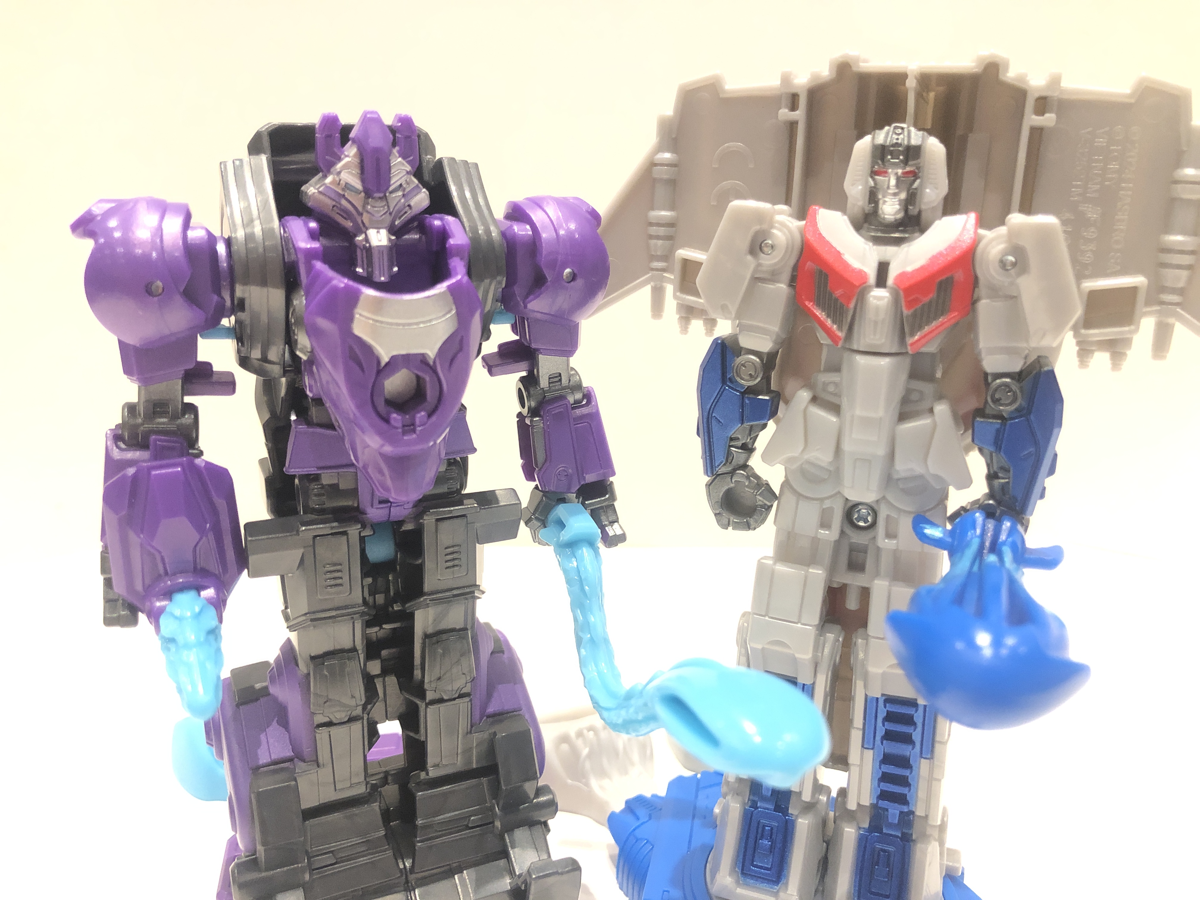 Robot Battlers Starscream and Alpha Trion Among Plethora of Transformers One Toys Found in Canada