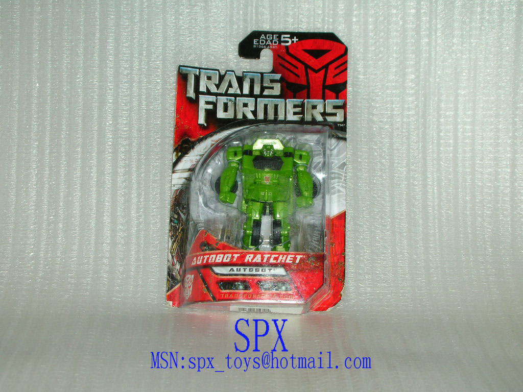 Transformers News: New In package Images of Movie Legends Bumblebee, Barricade, Jazz, and Ratchet Movie Legends Ratchet