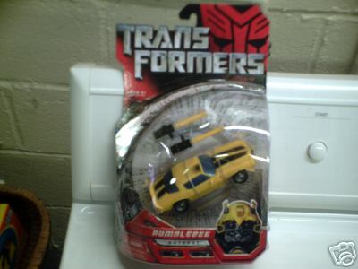 Transformers News: Inpackage Image of Movie '70s Bumblebee Figure