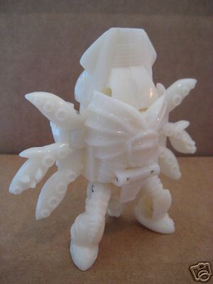 Transformers News: New test shots of the Collectors Club Seacons???