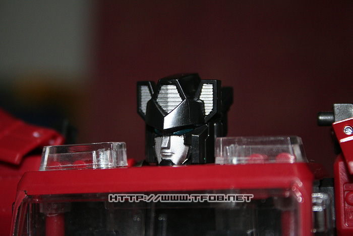 Transformers News: More images of Universe Inferno. {L_IMAGE}