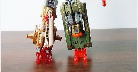 Transformers News: First Look at Classics Combaticon Repaints? {L_IMAGE}