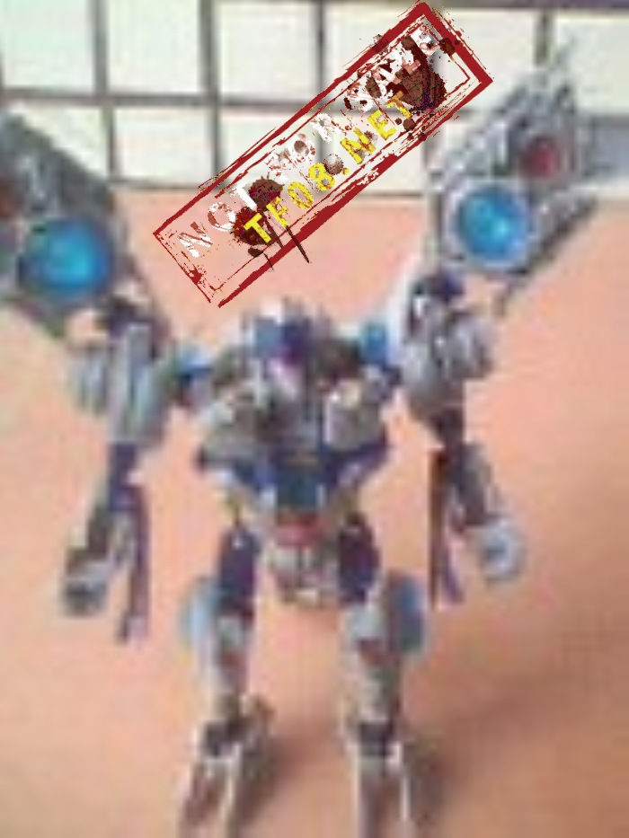 Transformers News: Two More Blurry Photos of ROTF Soundwave Figure? {L_IMAGE}