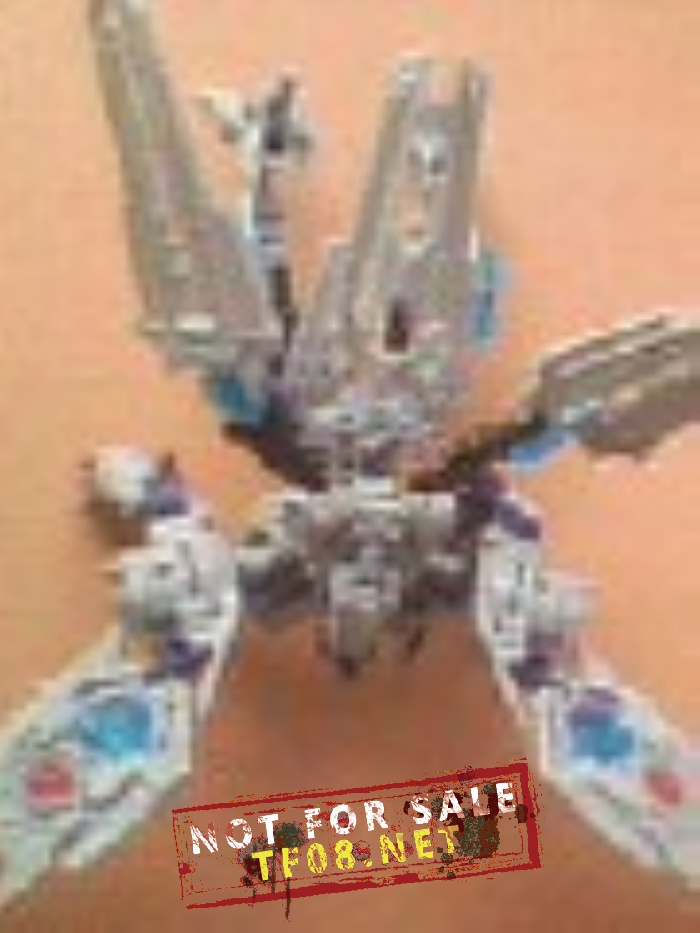 Transformers News: Two More Blurry Photos of ROTF Soundwave Figure? {L_IMAGE}