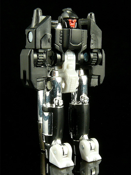 Transformers News: More Henkei Cyclonus Pictures {L_IMAGE}