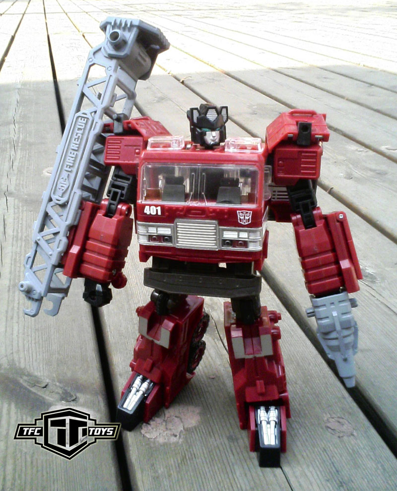 Transformers News: Gear of War Custom Set Pictures
