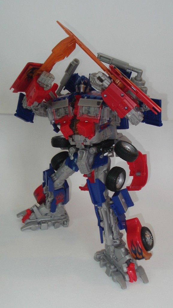 Transformers News: New Images of ROTF Leader-Class Optimus Prime & Megatron New Images of ROTF Leader-Class Prime & Megatron