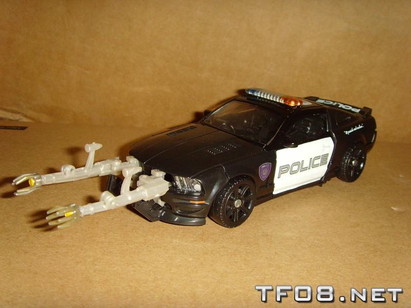 First Look at New ROTF BB & Barricade Toys