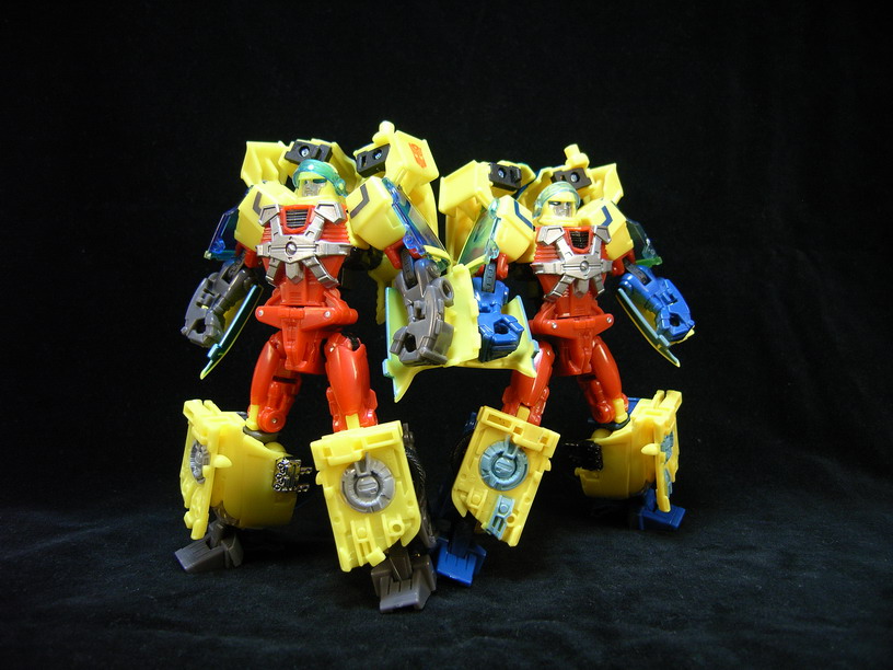 Transformers News: Gallery: Henkei Vs. Universe Hot Shot Gallery: Henkei Vs. Universe Hot Shot