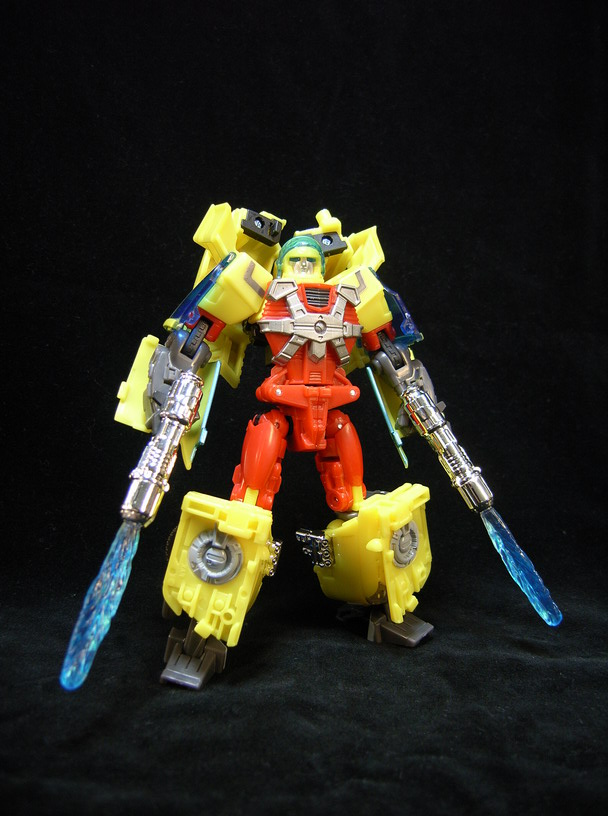 Transformers News: Gallery: Henkei Vs. Universe Hot Shot Gallery: Henkei Vs. Universe Hot Shot