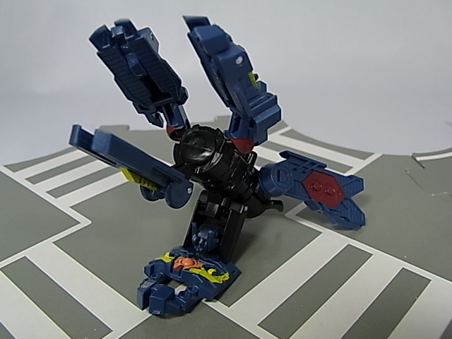 Transformers News: Toys Images of EZ Collection Free Gifts Image