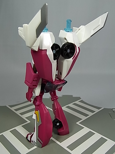 Transformers News: Gallery Of Takara Transformers Animated Arcee Image