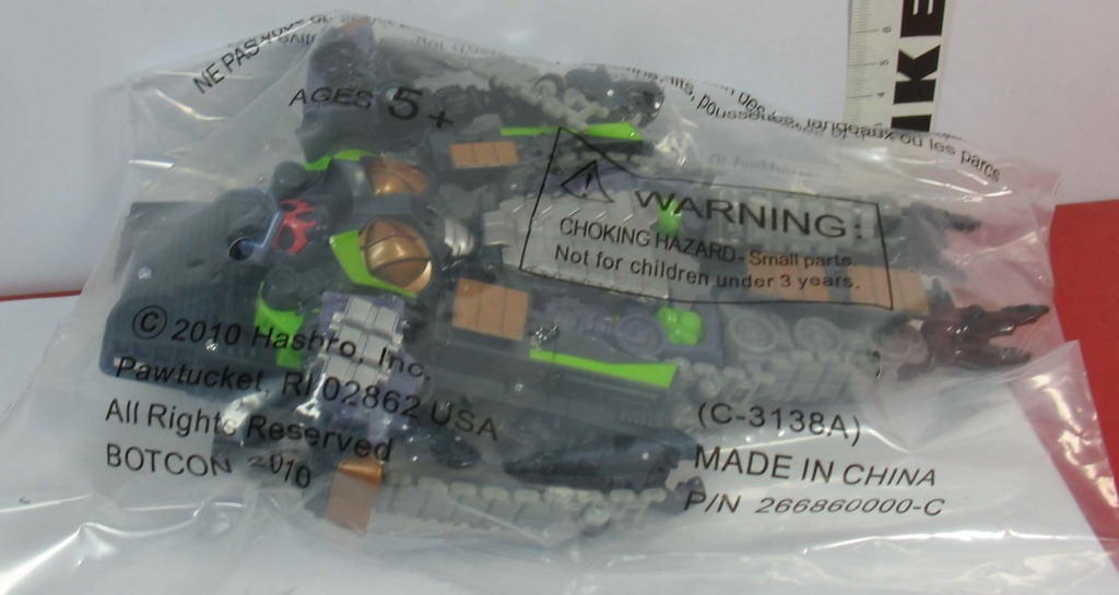 Transformers News: New auction for Transformers Banzai-Tron Image