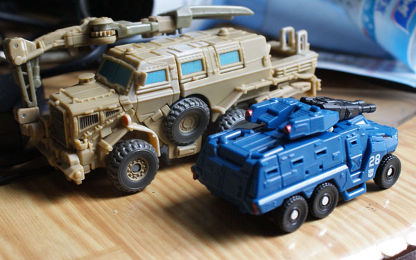 Transformers News: Toy Images of Scout Class Breacher Image