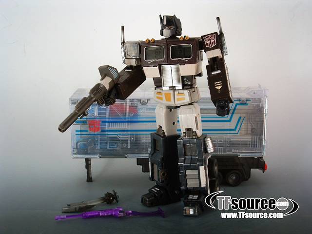Transformers News: TFSource Update - New Images of MP-4S Convoy Sleep Version Image