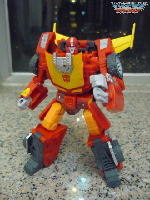 Transformers News: New Images of Challenge at Cybertron 3-Pack Image