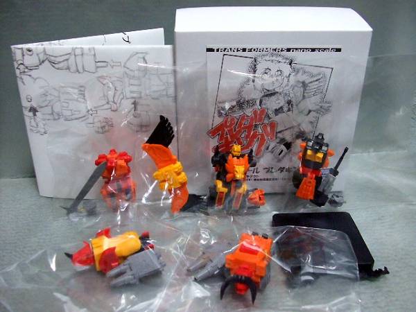 Transformers News: New Images of Jizai Toys Nano Scale Predaking Image