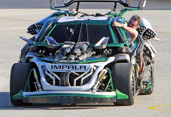 Transformers News: Transformers: DOTM Filming at the Kennedy Space Center Seibertron.com Image