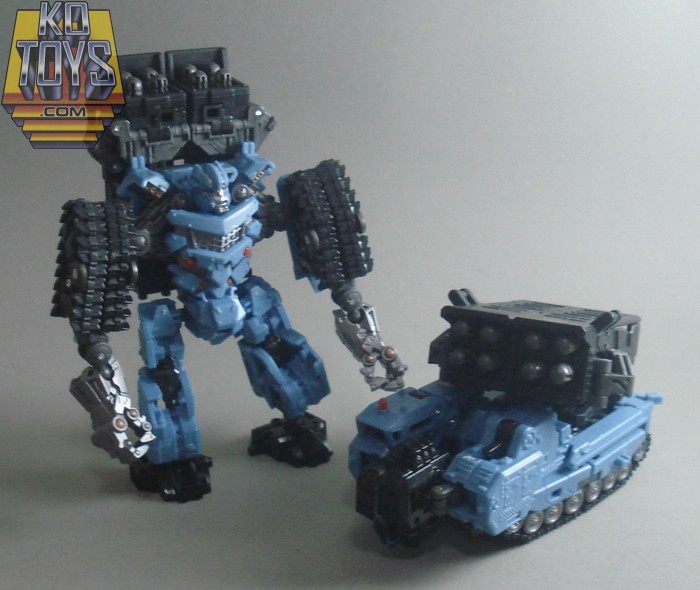 Transformers News: Toy Images Of Generations Deluxe Class Mindset Image