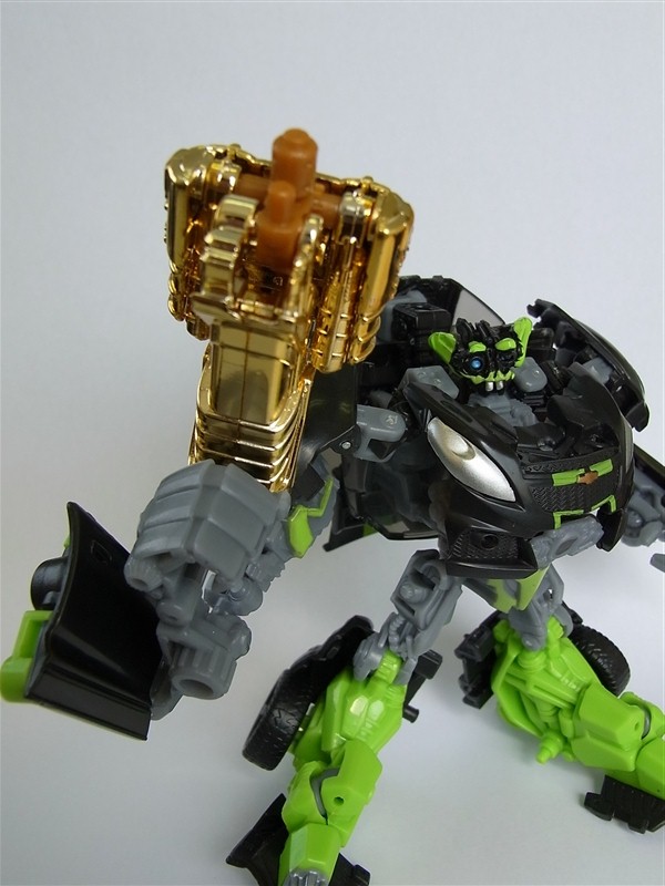 Transformers News: Toy Images of Takara Mechtech Campaign - Gold & Silver Weapons Image