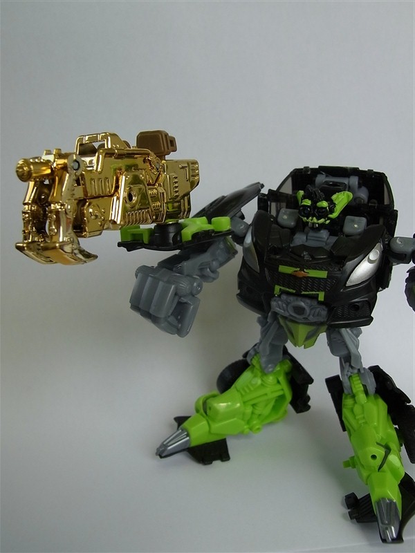 Transformers News: Toy Images of Takara Mechtech Campaign - Gold & Silver Weapons Image