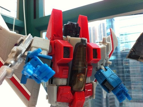 Transformers News: Masterpiece MP-11 Starscream Review Image