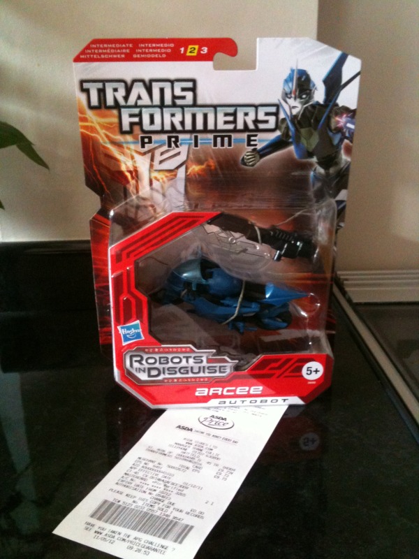 Transformers News: Transformers Prime RID Wave 2 Deluxe at UK retail Image