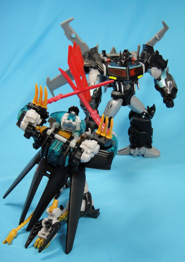 Transformers News: New Photos Of Beast Hunters Nemesis Prime And Black G-25 Leo Prime Transformers News: New Photos Of Beast Hunters Nemesis Prime And Black G-25 Leo Prime