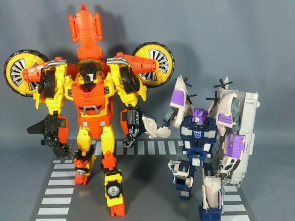 Transformers News: Alfes2010's TakaraTomy Generations Sandstorm Gallery