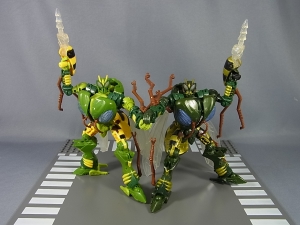 Transformers News: Alfes2010 Pictorials Of TG-30 Waspinator, TG-31 Rhinox Transformers News: Alfes2010 Pictorials Of TG-30 Waspinator, TG-31 Rhinox