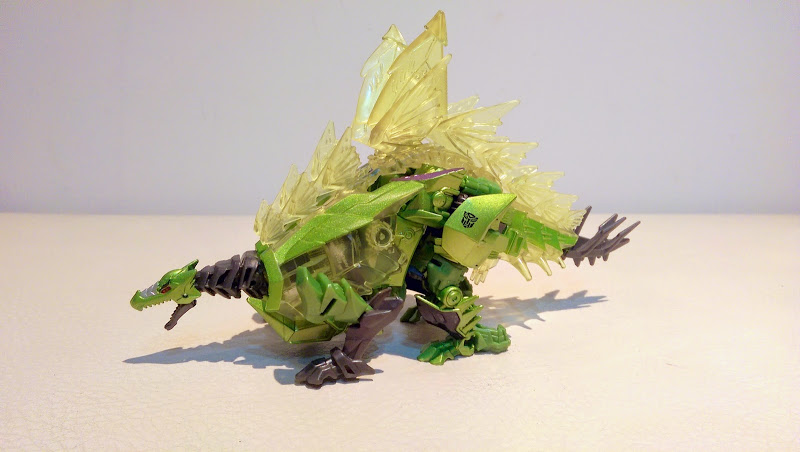 Transformers News: Takara Tomy AoE AD-28 Deluxe Class Snarl In Hand Images Transformers News: Takara Tomy AoE AD-28 Deluxe Class Snarl In Hand Images