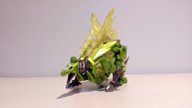 Transformers News: Takara Tomy AoE AD-28 Deluxe Class Snarl In Hand Images Transformers News: Takara Tomy AoE AD-28 Deluxe Class Snarl In Hand Images