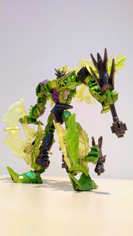 Transformers News: Takara Tomy AoE AD-28 Deluxe Class Snarl In Hand Images Transformers News: Takara Tomy AoE AD-28 Deluxe Class Snarl In Hand Images