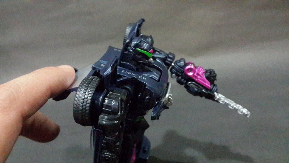 Transformers News: Age of Extinction Power Battlers Junkheap And Vehicon In-Hand Images Transformers News: Age of Extinction Power Battlers Junkheap And Vehicon In-Hand Images