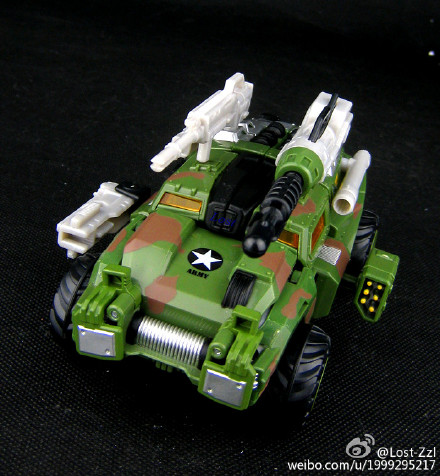 Transformers News: Potential BotCon 2015 Roadbuster In G2 General Optimus Deco Transformers News: Potential BotCon 2015 Roadbuster In G2 General Optimus Deco