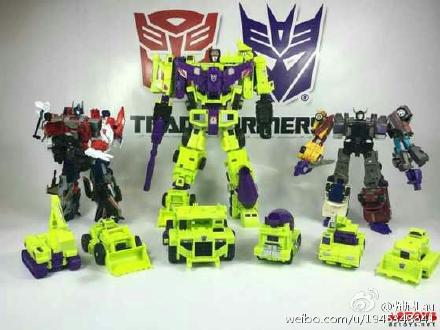 Transformers News: Devastator In-Hand Images With Size Comparisons Transformers News: Devastator In-Hand Images With Size Comparisons