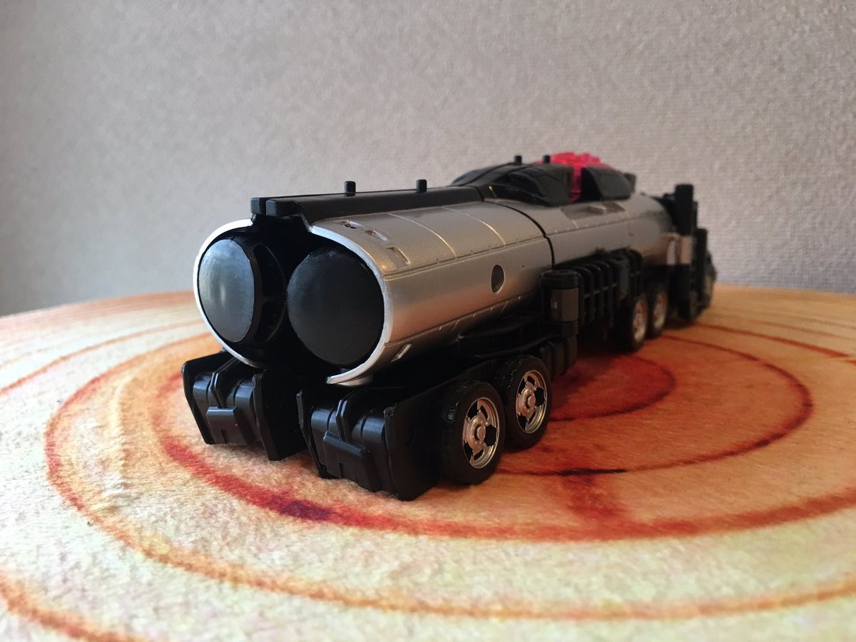 Transformers News: In-Hand Images of Transformers Legends LG-EX Black Convoy (RiD Scourge) Transformers News: In-Hand Images of Transformers Legends LG-EX Black Convoy (RiD Scourge)