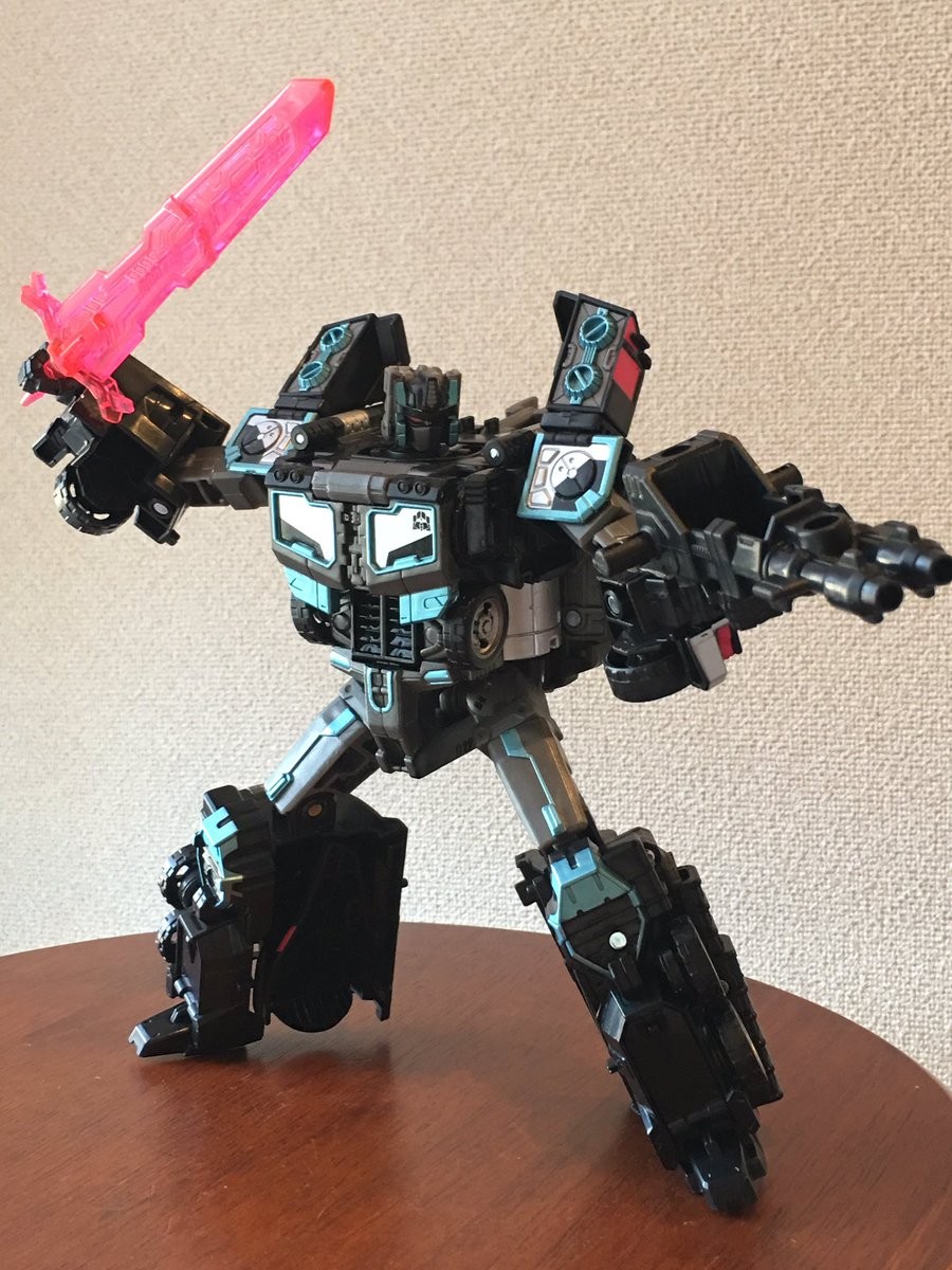 Transformers News: In-Hand Images of Transformers Legends LG-EX Black Convoy (RiD Scourge) Transformers News: In-Hand Images of Transformers Legends LG-EX Black Convoy (RiD Scourge)