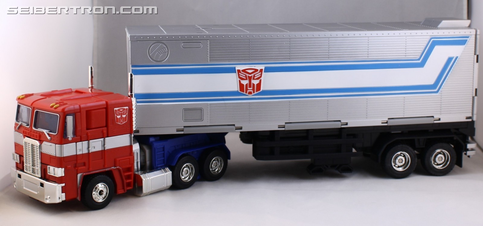 Transformers News: Hasbro Transformers Masterpiece MP-10 Optimus Prime Images and Comparisons to Previous Releases