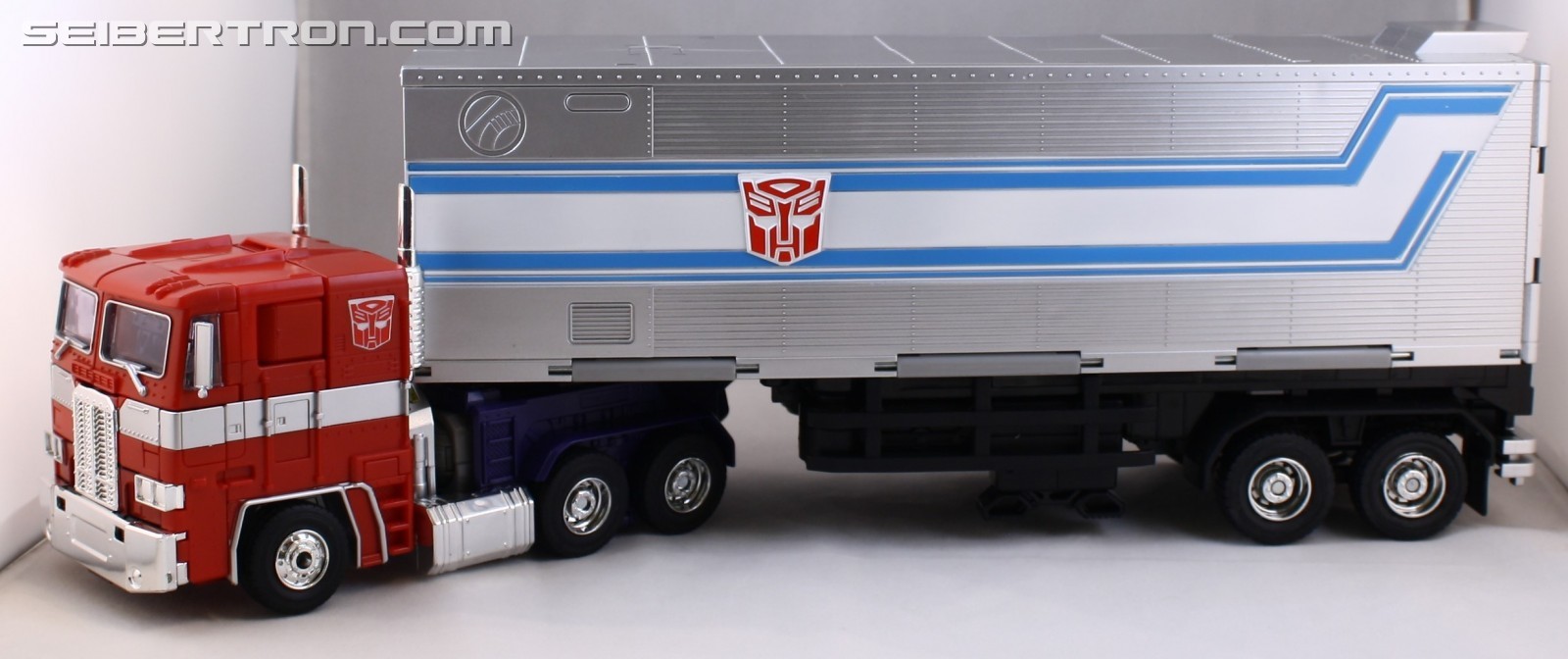 Transformers News: Hasbro Transformers Masterpiece MP-10 Optimus Prime Images and Comparisons to Previous Releases