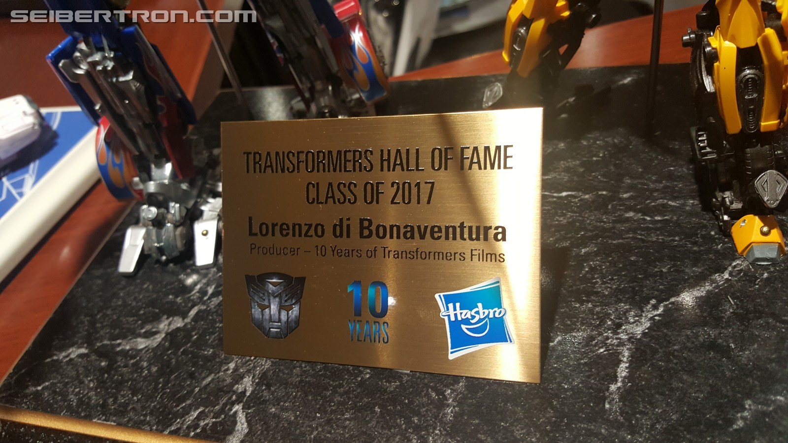 Transformers News: #HASCON 2017 Hall of Fame Awards awarded to Susan Blu and Lorenzo di Bonadventura Transformers News: #HASCON 2017 Hall of Fame Awards awarded to Susan Blu and Lorenzo di Bonadventura
