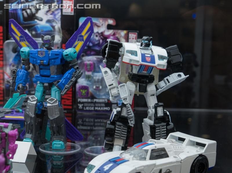 Transformers News: Updated #HASCON 2017 Galleries for Power of the Primes Transformers News: Updated #HASCON 2017 Galleries for Power of the Primes